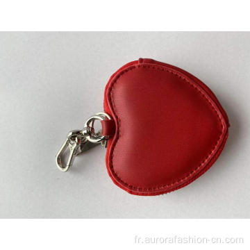 Portefeuilles ou porte-monnaie en forme de coeur rouge